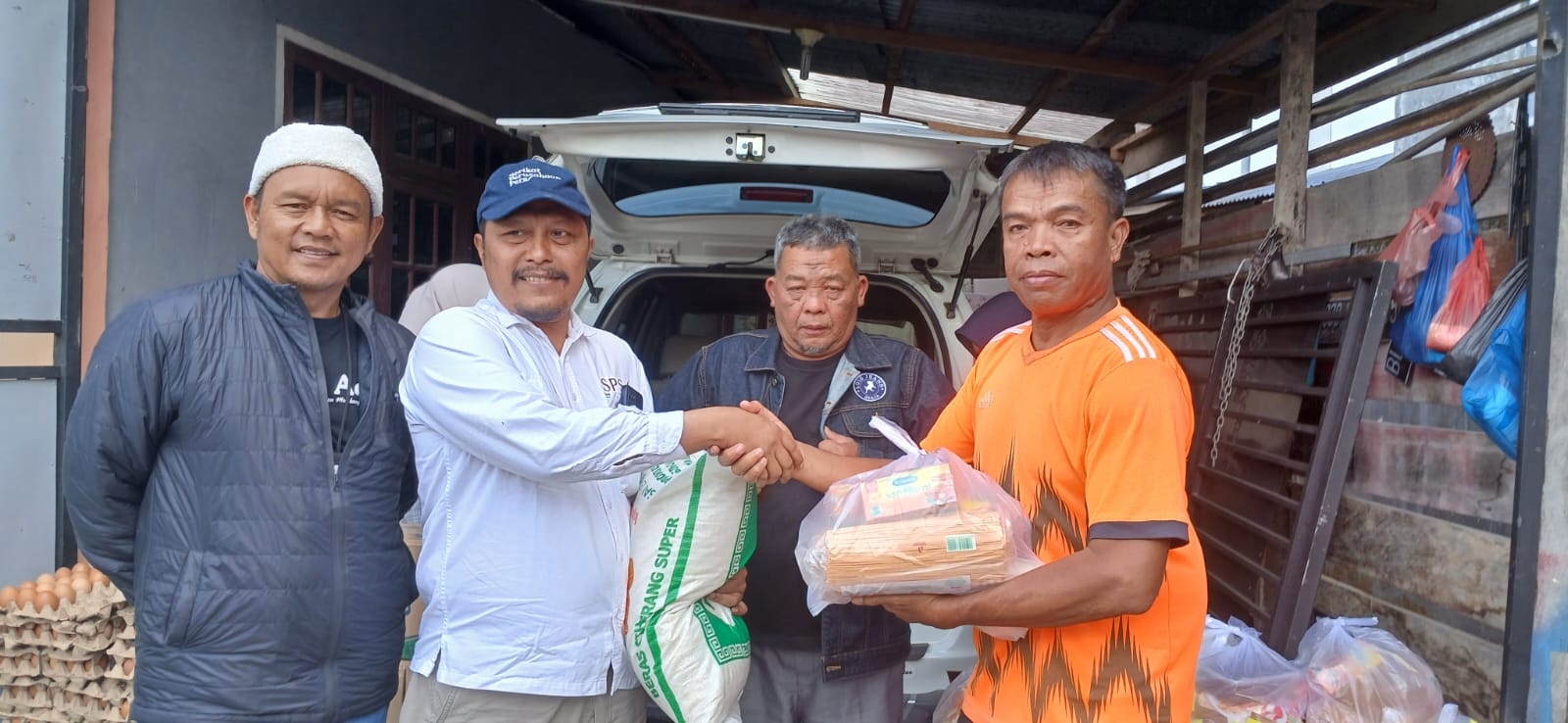 SPS Salurkan Bantuan Dewan Pers untuk Wartawan di Dataran Tinggi Aceh