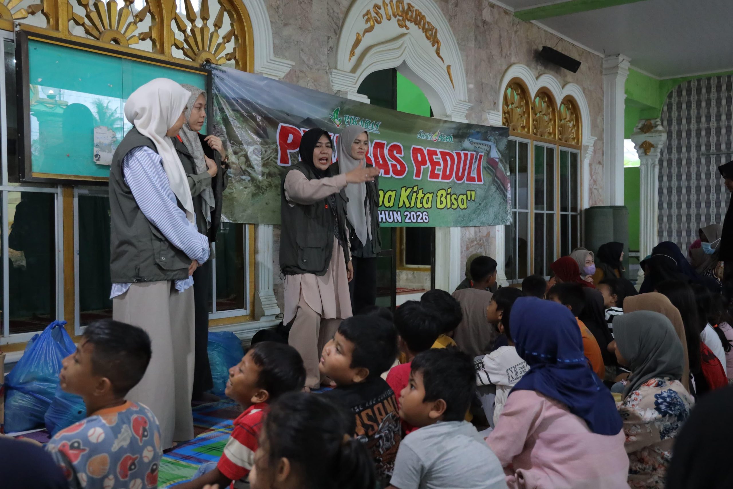 PIKABAS Bank Aceh Salurkan Bantuan Kemanusiaan dan Layanan Kesehatan Spesialis bagi Korban Banjir Aceh