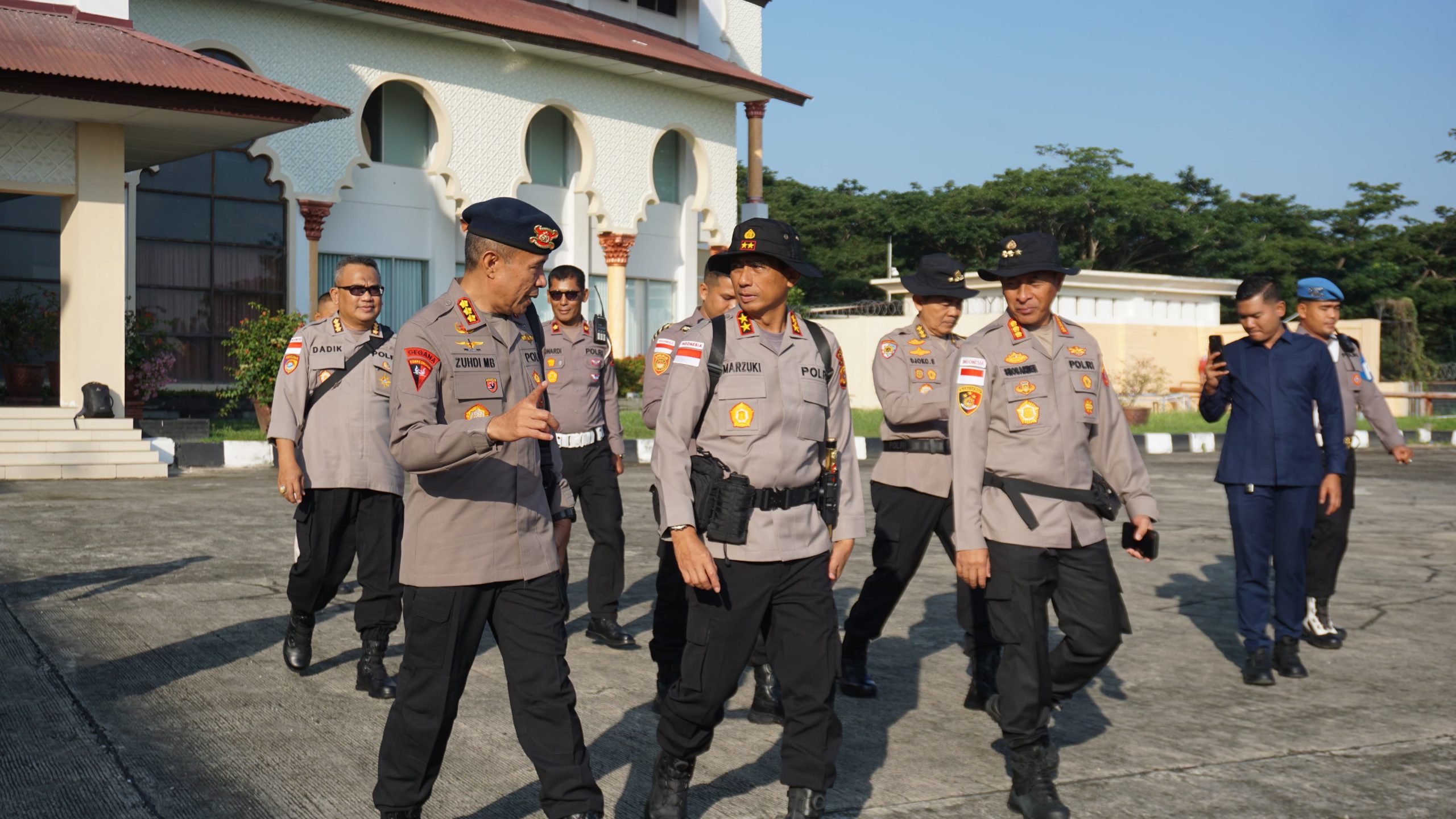 Kapolda Aceh Menuju Aceh Tamiang Hadiri Doa Bersama Dalam Rangka Pematangan Lahan Huntap
