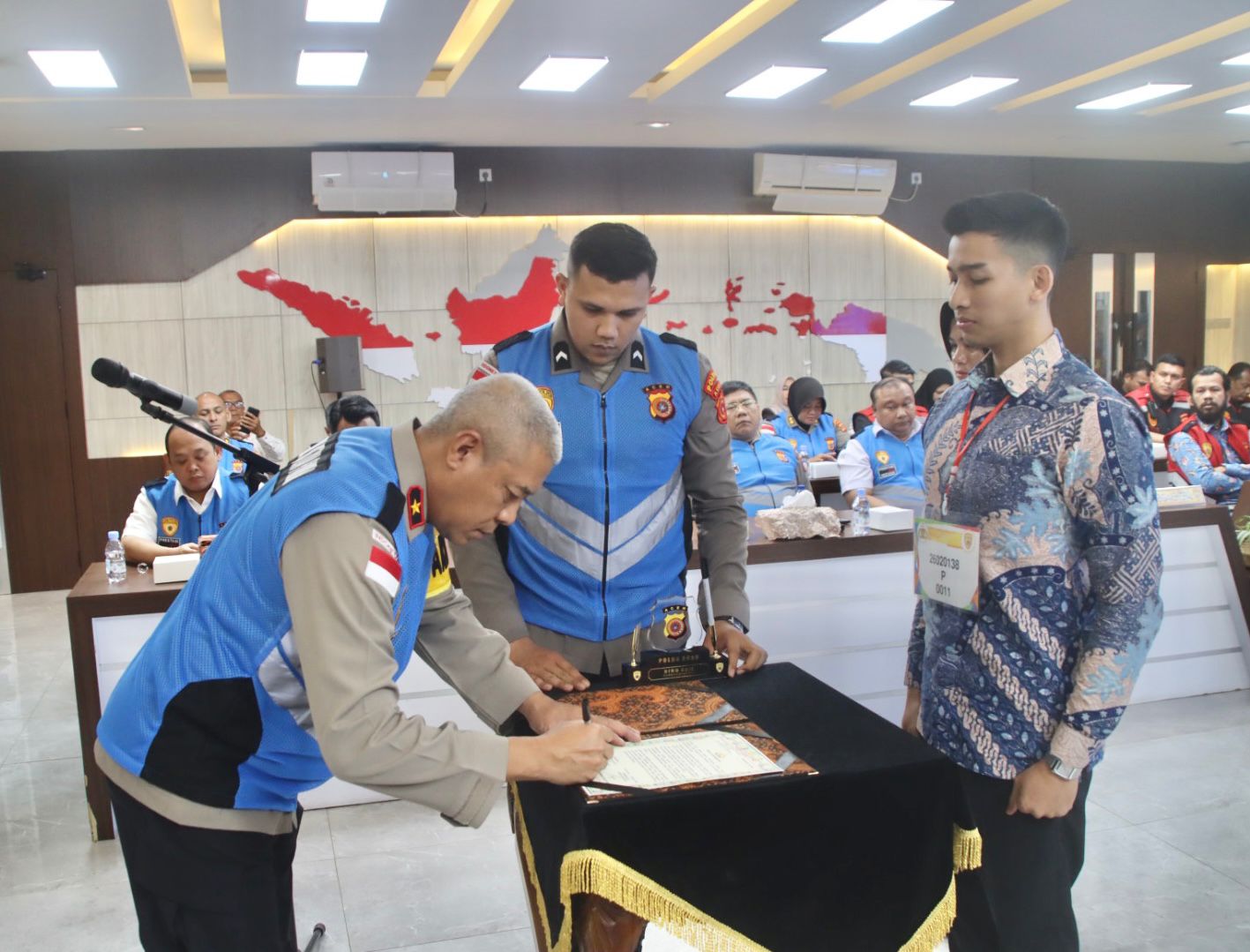 Polda Aceh Tandatangani Pakta Integritas dan Ambil Sumpah Panitia Penerimaan SIPSS T.A. 2026