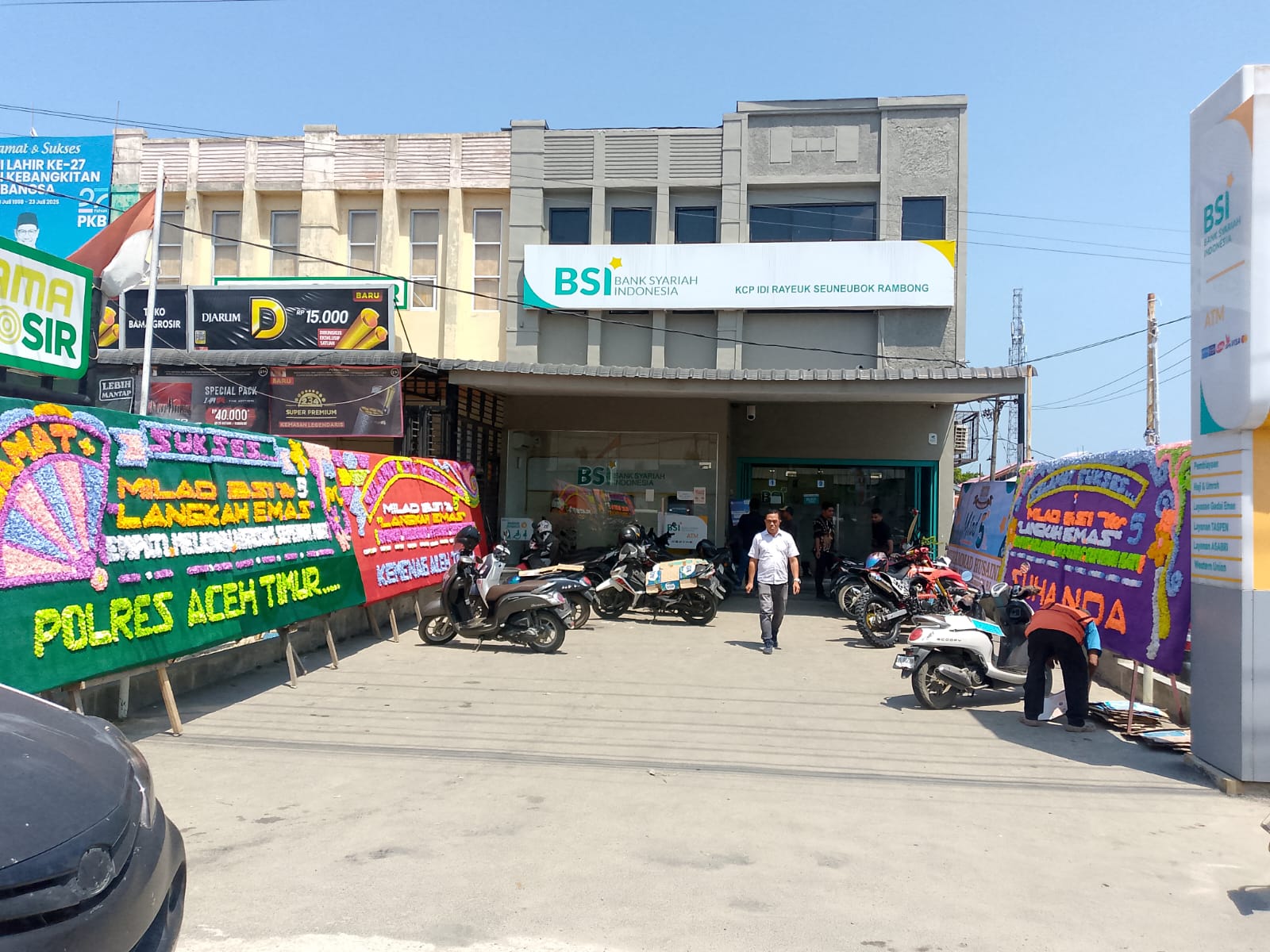 Rayakan HUT ke-5,KCP BSI Idi Sampaikan Pesan untuk Nasabah.