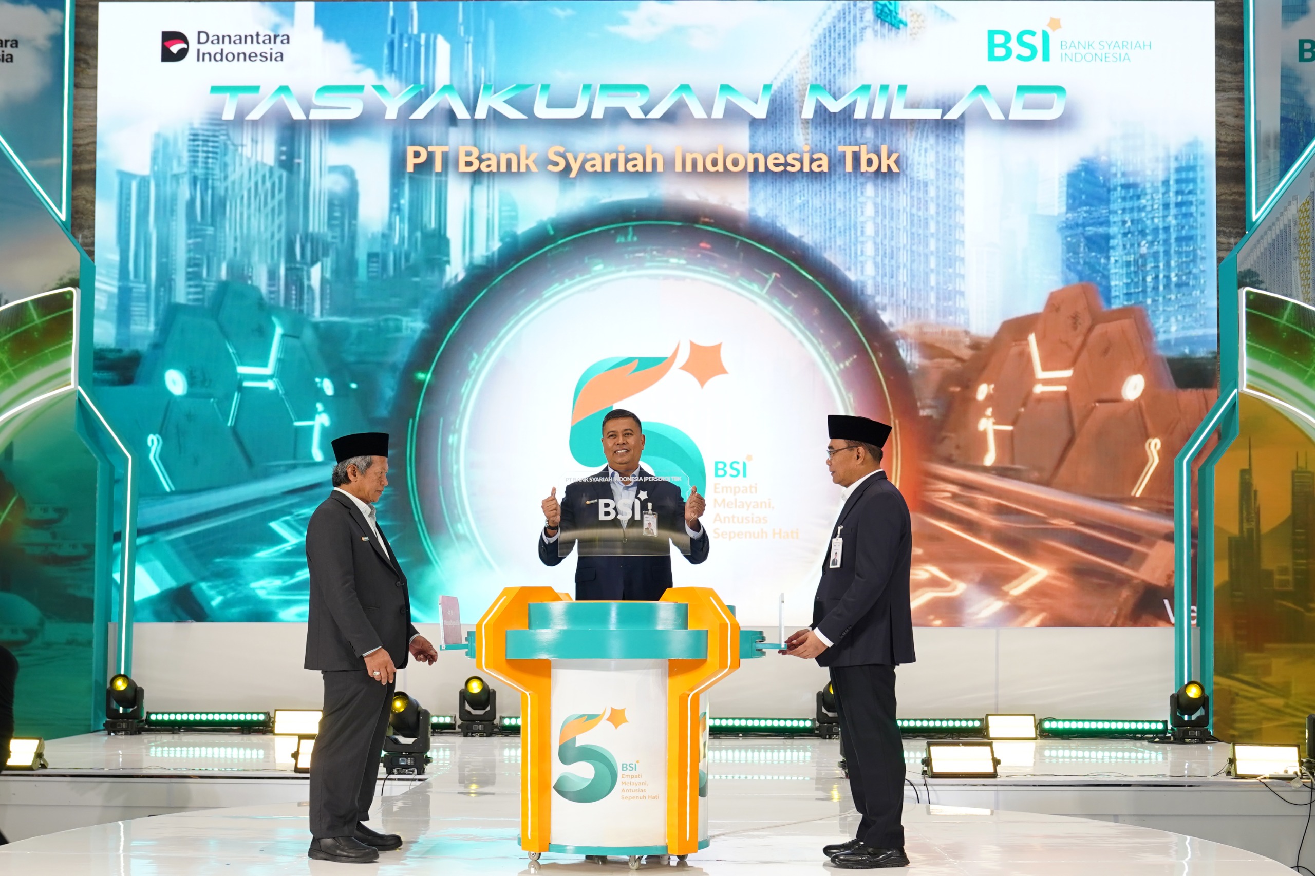 BSI Resmi Naik Kelas Sebagai Persero, Mayoritas Pembiayaan ke Segmen Konsumer dan Ritel