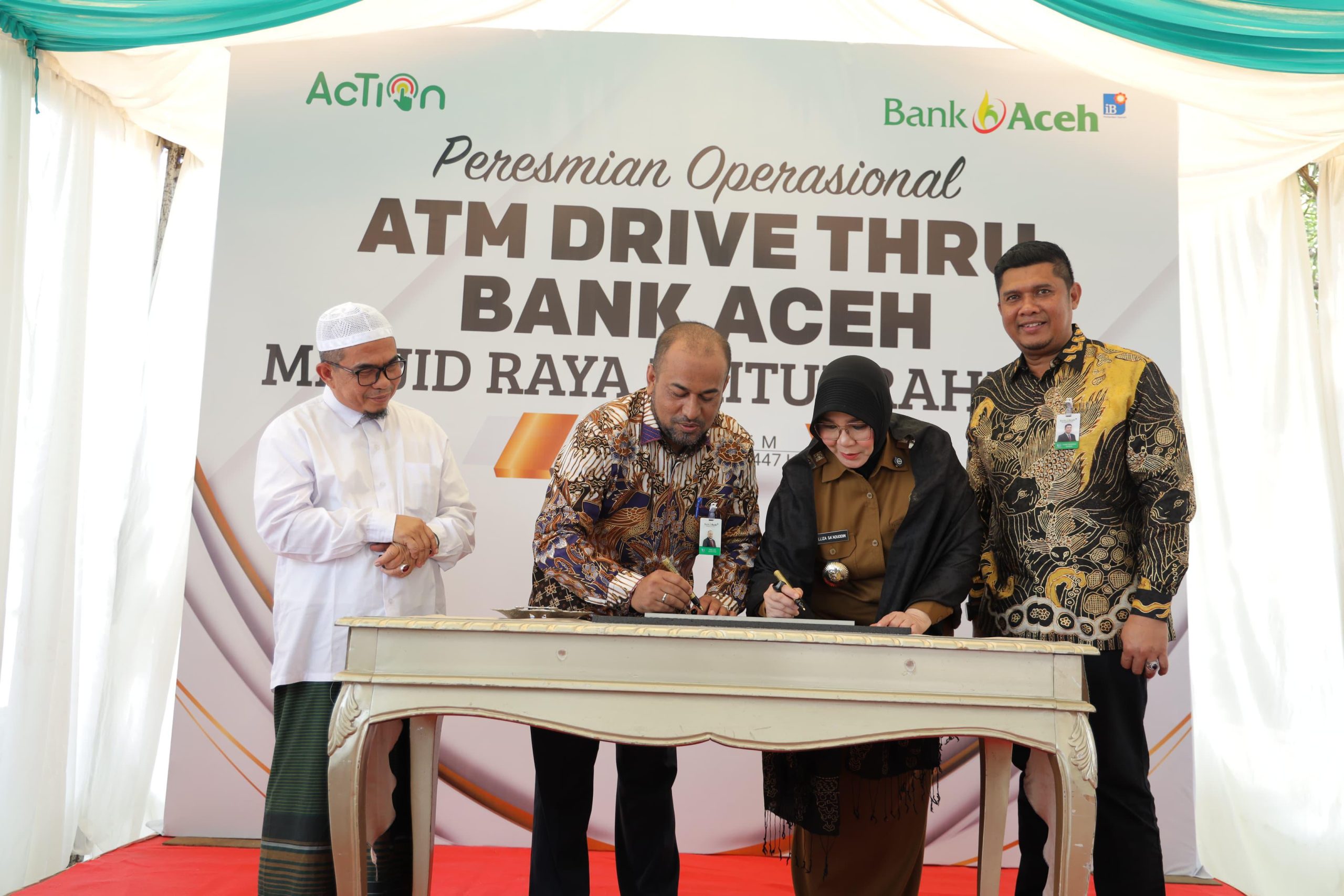 Bank Aceh Resmikan ATM Drive Thru di Kawasan Strategis Taman Kota Banda Aceh