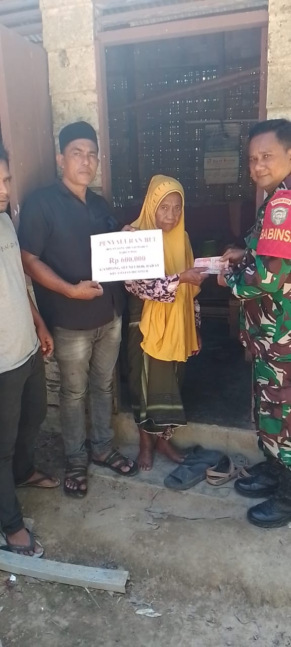 16 KPM Gampong Seuneubok Barat Idi Timur Terima BLT Extrim Menjelang Hari Raya Idul Fitri