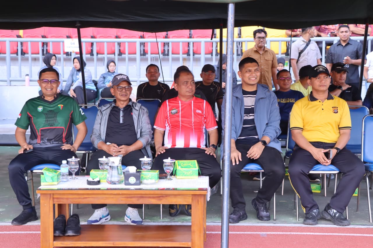 Kapolda Aceh Hadiri Pembukaan Turnamen Sepak Bola Pangdam IM Cup U-43 Se-Aceh 2026, Perkuat Sinergi TNI-Polri dan Kebersamaan Masyarakat