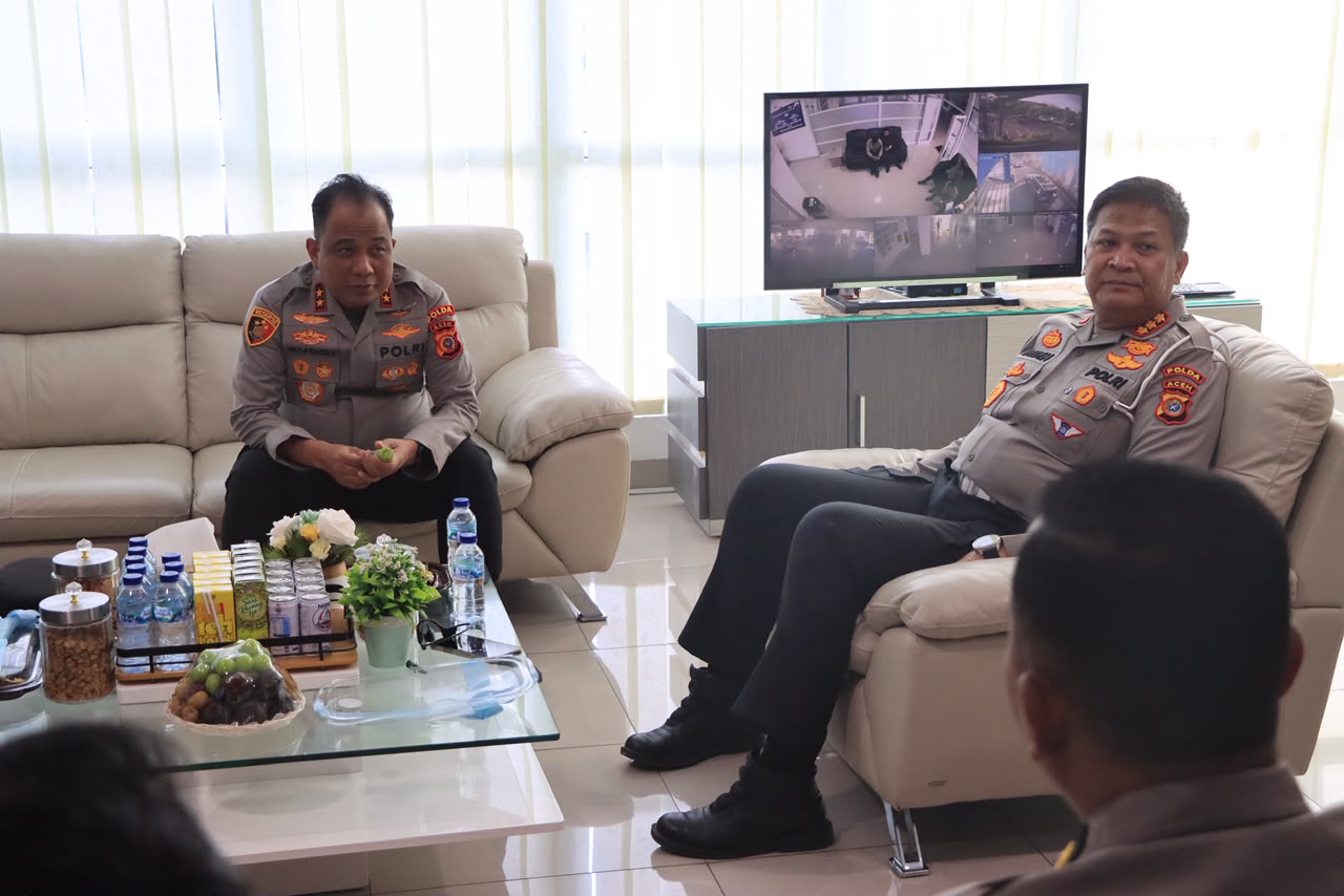 Kapolda Aceh Kunjungi Ditlantas Polda Aceh, Tekankan Peningkatan Pelayanan kepada Masyarakat