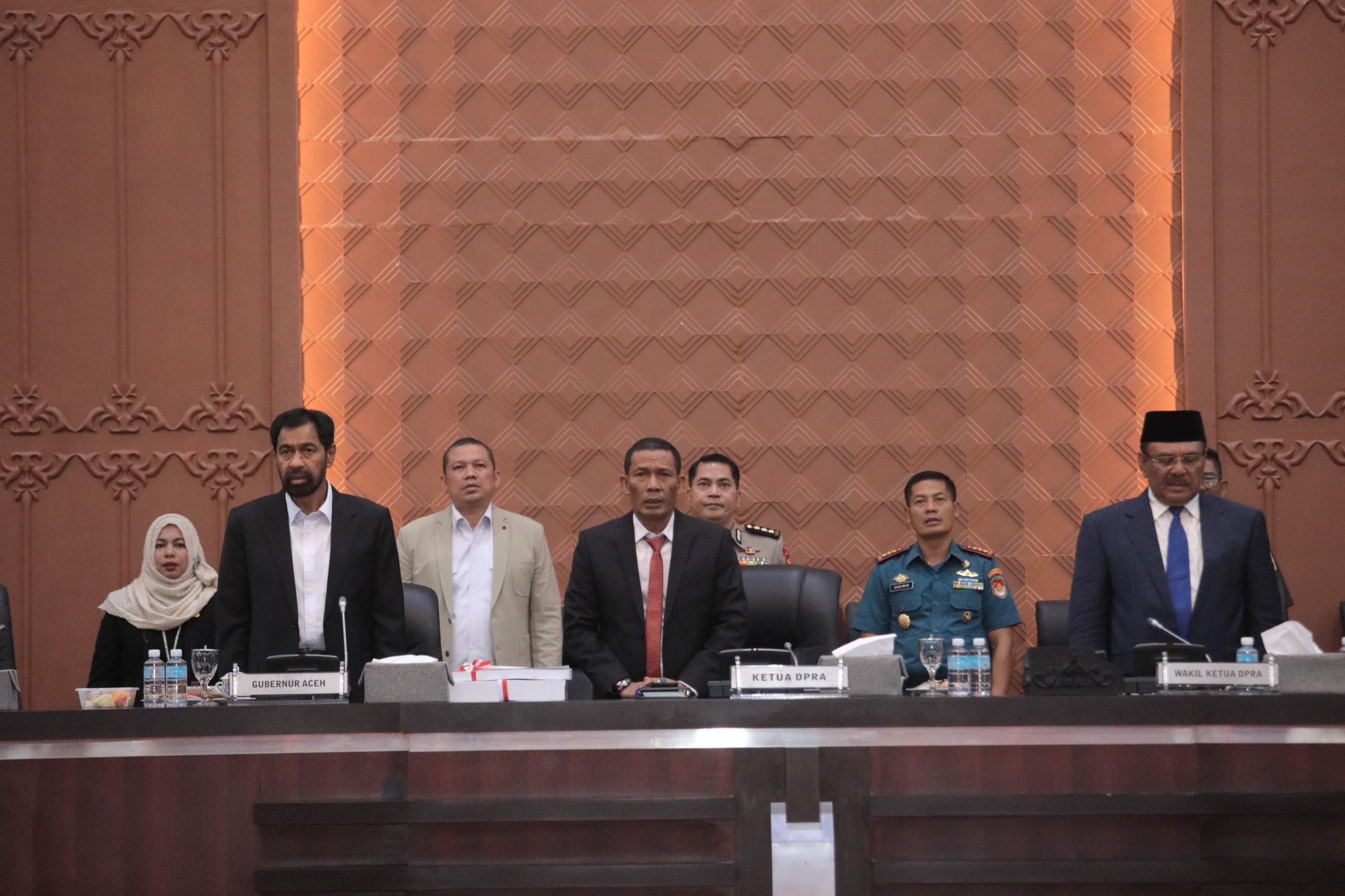 GubernurAceh Ssmpaikan Raqan Pertanggung Jawaban Pelaksanaan APA 2025 Ke DPRA