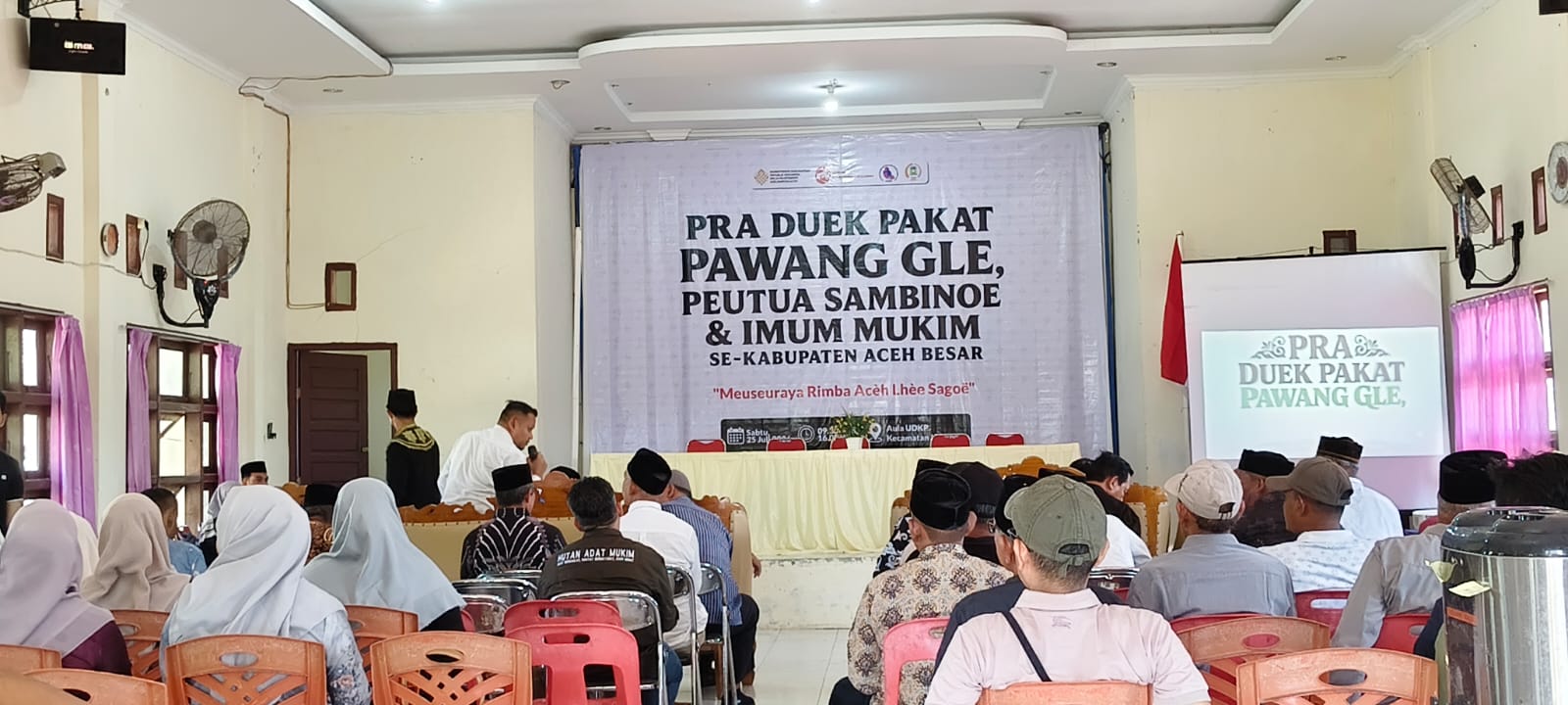 Pemkab Aceh Besar Sepakat Terus Perkuat Peran Lembaga Adat