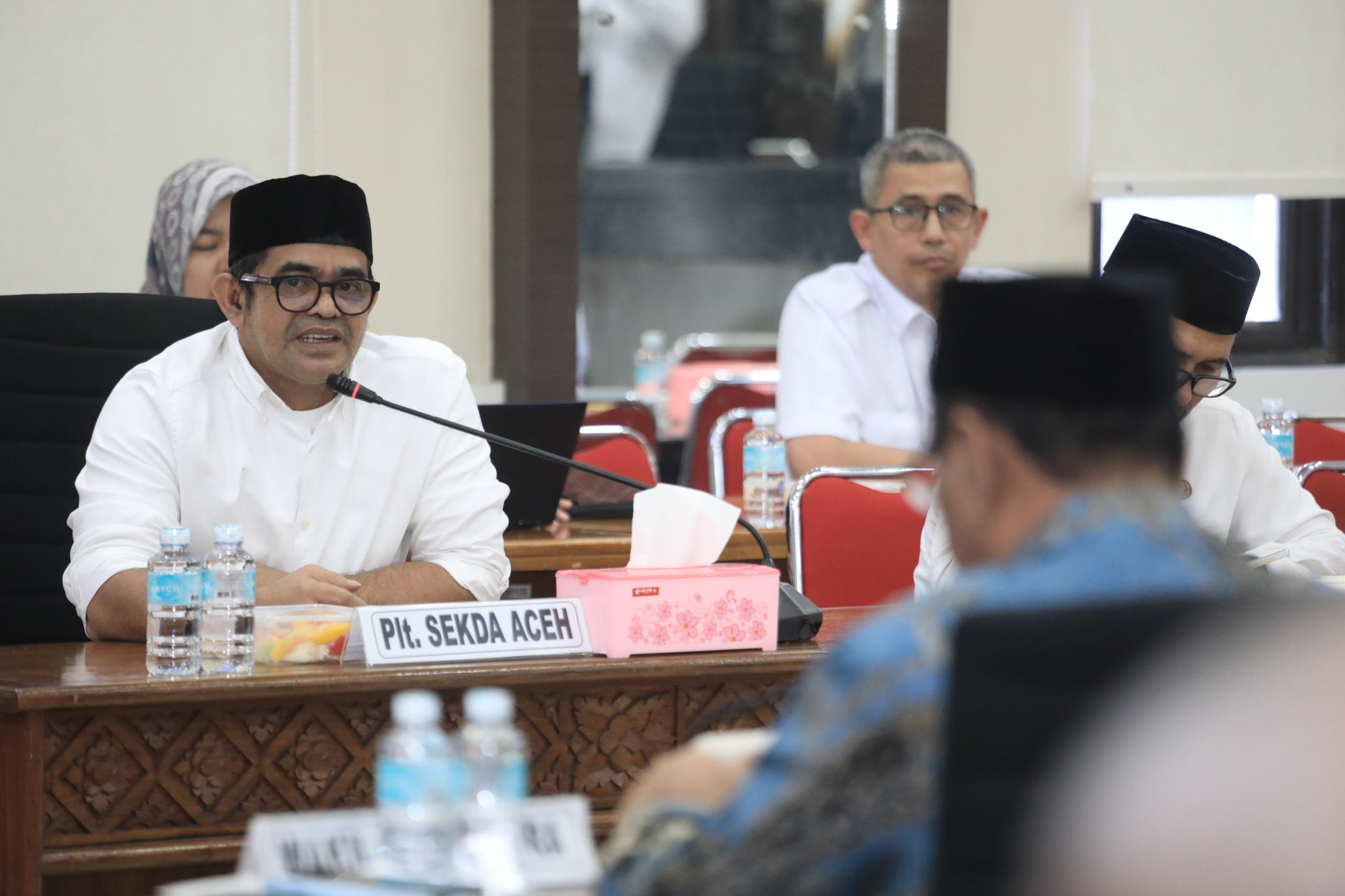 Rapat Bersama Banggar DPRA, Plt Sekda Aceh Ajak Perkuat Sinergi dan Komunikasi